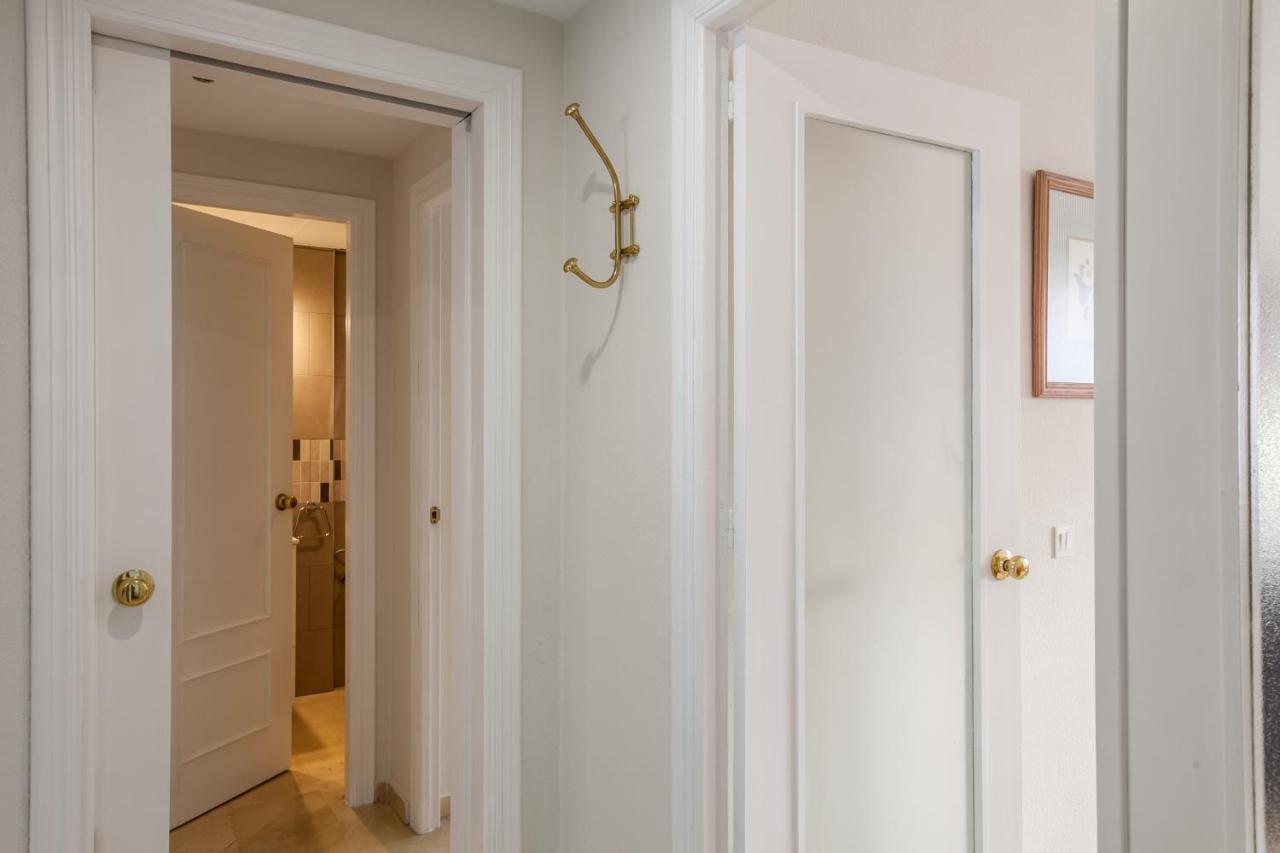 Apartamento Cerca Del Alcazar Con Garaje Privado Sevilla Dış mekan fotoğraf